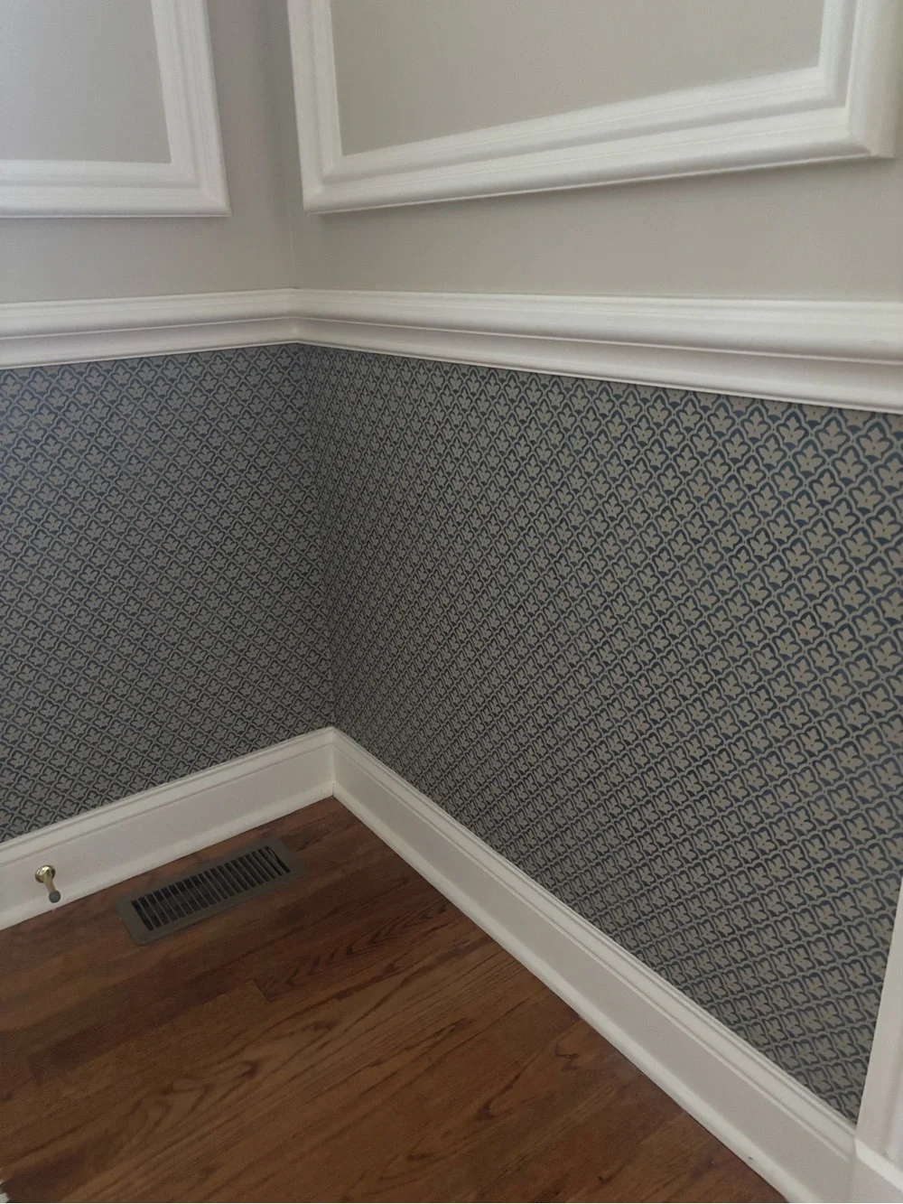 Vintage HandPrinted Wallpaper by Scancelli - Brand New 5 Yard Roll